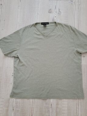 Banana Republic Womens 100% Cotton Light Sage V-Neck Tee Large